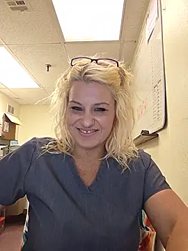 LadyB07 online show from June 24, 2026, 3:11 pm