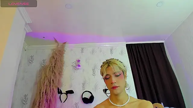 Babyfox gh online show from April 13, 2026, 7:30 pm