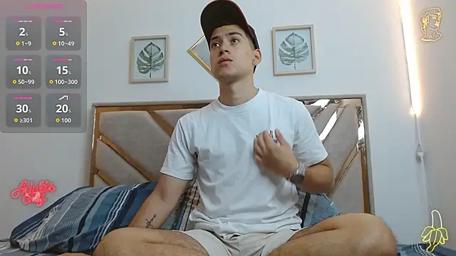 Snapshot of oliver___saint chatting on April 15, 2026, 11:16 pm oliver saint online show from April 15, 2026, 11:16 pm