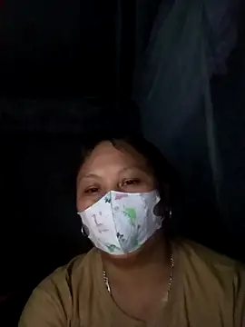 Snapshot of Heylen_hooo chatting on February 28, 2026, 2:40 pm Heylen hooo online show from February 28, 2026, 2:40 pm