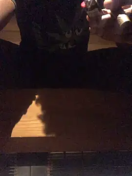 Snapshot of EricSwainn901 chatting on March 29, 2026, 9:42 am EricSwainn901 online show from March 29, 2026, 9:42 am