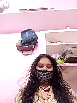 Hot bri2 online show from April 8, 2026, 6:46 am