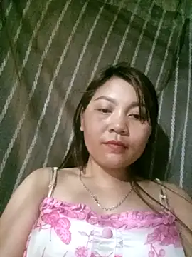 Linhna20 online show from March 21, 2026, 6:11 pm