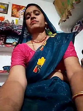 Hot reej85 online show from March 15, 2026, 9:37 am