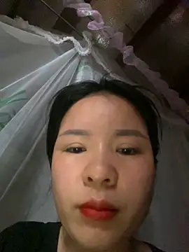 Snapshot of Ivy_Trix2 chatting on March 2, 2026, 2:25 am Ivy Trix2 online show from March 2, 2026, 2:25 am