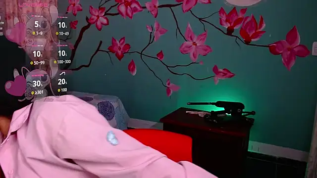 NoelleVireaux online show from April 11, 2026, 12:31 pm