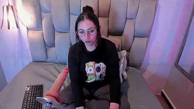 Maddie-LesYoux online show from May 30, 2026, 12:35 pm