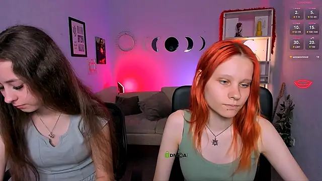 cassandra nik online show from May 19, 2026, 1:39 pm