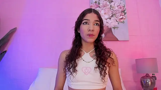 Snapshot of evelyn__rose1 chatting on February 26, 2026, 6:29 pm evelyn rose1 online show from February 26, 2026, 6:29 pm