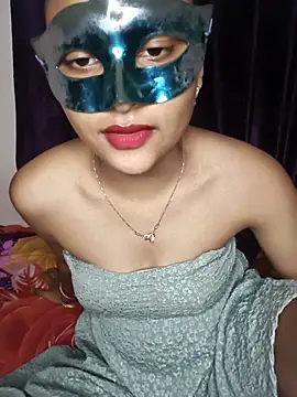 Sweet Cpl  online show from May 25, 2026, 5:41 pm