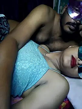 Sweet Cpl  online show from May 30, 2026, 3:42 pm