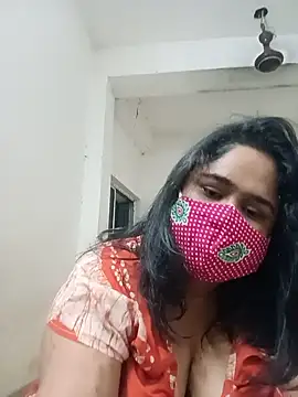 Snapshot of diyadey chatting on June 13, 2026, 10:18 pm diyadey online show from June 13, 2026, 10:18 pm