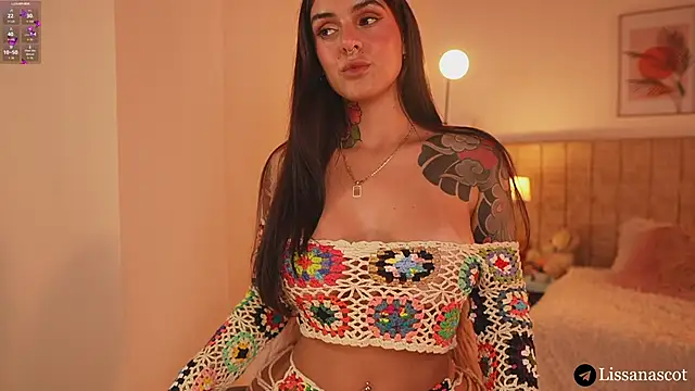 Lissanascott online show from April 10, 2026, 8:13 pm