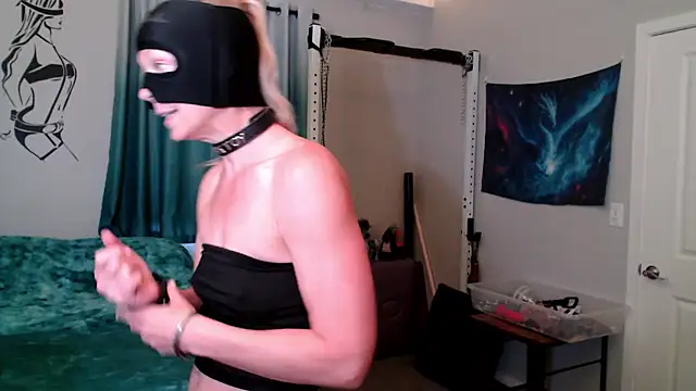 shadowpleasures4u online show from June 26, 2026, 2:21 pm