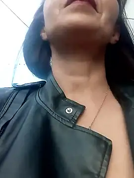 celeste kiss  online show from March 14, 2026, 10:48 pm