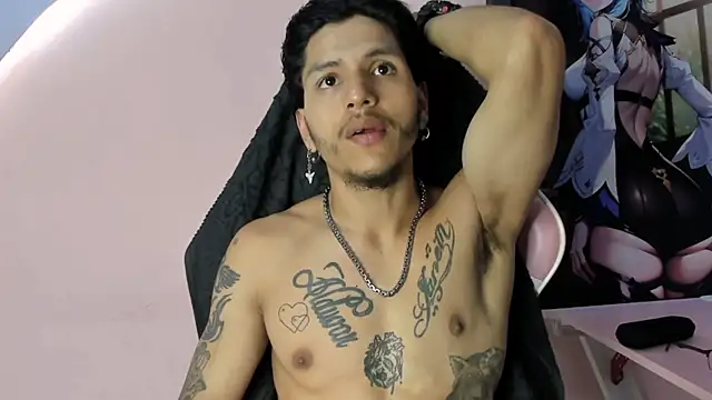 DanteLuxx online show from March 7, 2026, 3:36 am