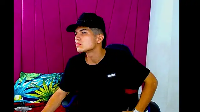 pipe hot04 online show from March 29, 2026, 10:21 pm