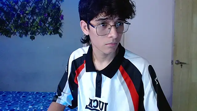 noah millerx online show from March 9, 2026, 4:05 am