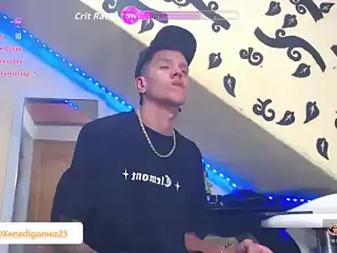 gabriel reyes21 online show from March 27, 2026, 12:49 pm