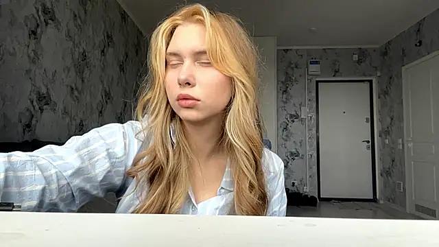 ShariLappas online show from March 5, 2026, 12:12 pm