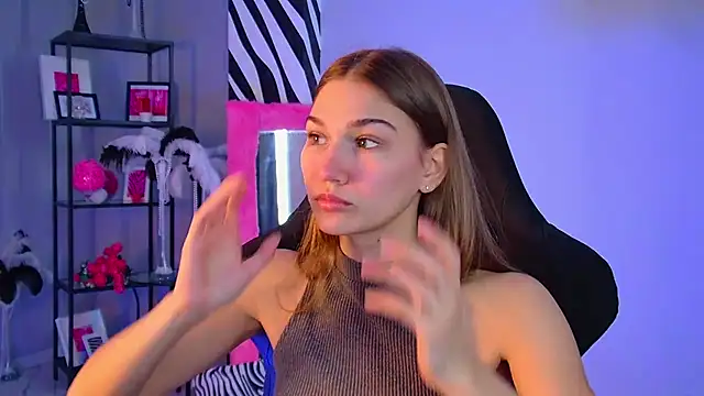 Sweet Emilya online show from March 4, 2026, 8:20 am