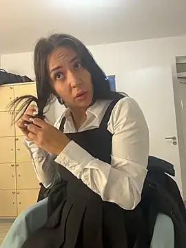 Bunny Lush online show from March 12, 2026, 4:29 am