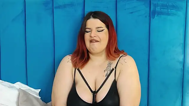 LaraHartt online show from March 27, 2026, 6:52 am