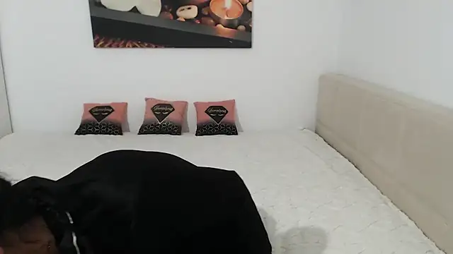 NickyHotXO online show from March 27, 2026, 5:13 am