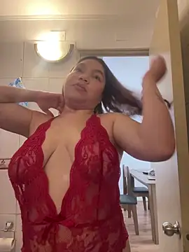 WHITEWOMEN 2 online show from March 17, 2026, 8:23 pm