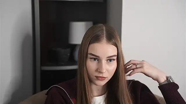 CindaMartins online show from March 4, 2026, 9:26 am