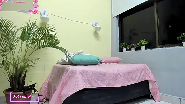  VALERIAGOMEZ online show from March 24, 2026, 9:47 am