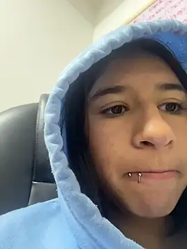 LilyRossi  online show from June 23, 2026, 11:52 am