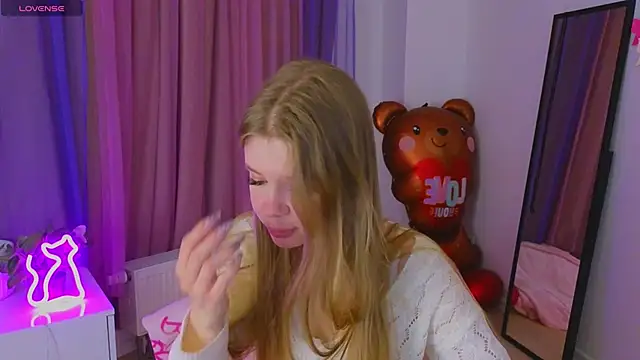 belrinaa online show from April 11, 2026, 8:35 pm