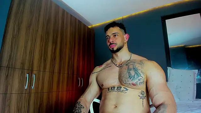 massimo visconti online show from April 2, 2026, 3:37 am