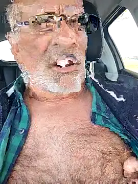 lui8181 online show from April 10, 2026, 4:23 pm