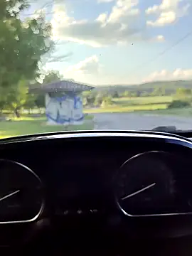 lui8181 online show from April 27, 2026, 5:44 pm