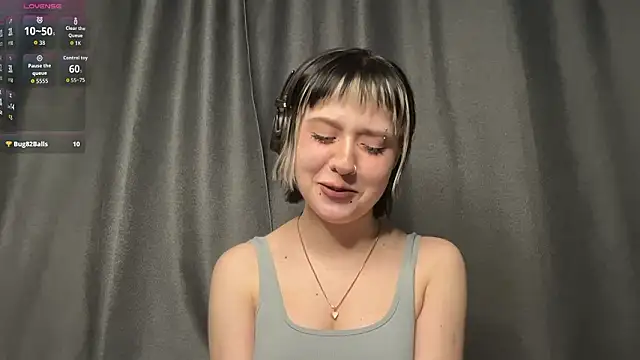 AueshaSimon online show from March 12, 2026, 9:04 am