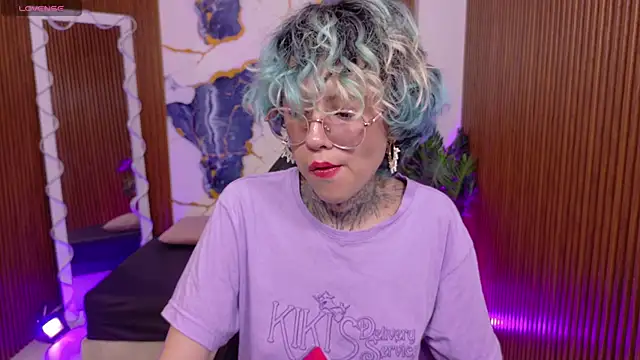 Lyra tay online show from June 17, 2026, 8:54 pm