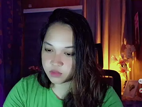 Snapshot of Sweet_coleen chatting on March 24, 2026, 4:12 pm Sweet coleen online show from March 24, 2026, 4:12 pm