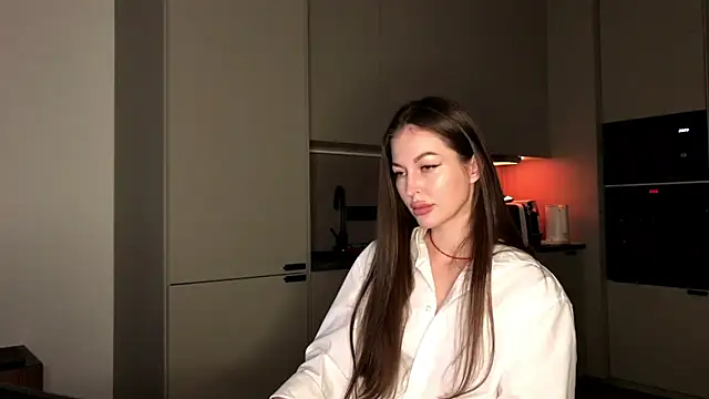 Juicy-Angel online show from March 12, 2026, 7:31 pm