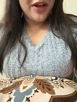 Malluqueen online show from February 28, 2026, 8:32 pm