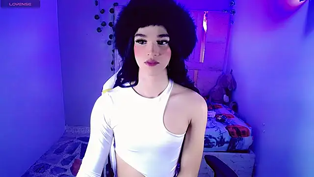 Sophiaa doll  online show from May 30, 2026, 4:20 am