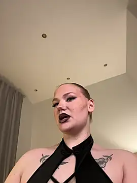 seesamnoir online show from March 24, 2026, 6:51 am