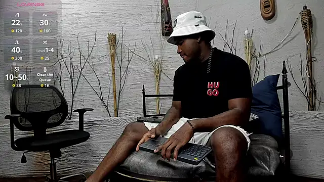 DarianWill18 online show from March 28, 2026, 3:28 am