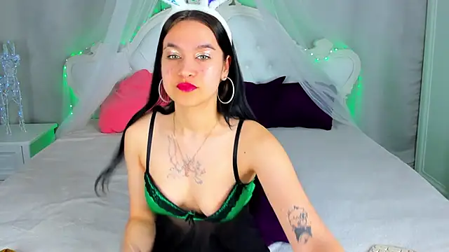 AishaTempt online show from April 8, 2026, 1:49 am