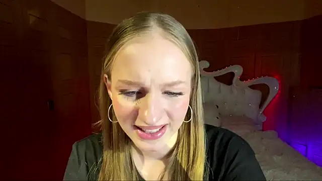 Anika Socutehe online show from April 4, 2026, 5:10 pm