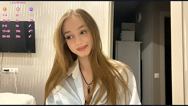 Anika Socutehe online show from June 10, 2026, 7:13 pm