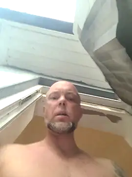 HornyDaddyMuscle online show from May 22, 2026, 7:41 pm