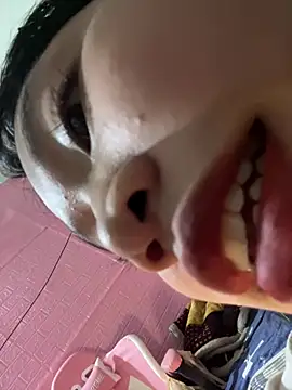 Leeeeiu online show from March 17, 2026, 3:04 pm