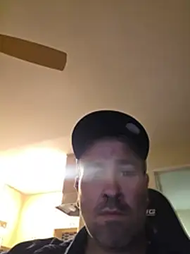 Biggbaddwulf7 online show from June 20, 2026, 7:44 am